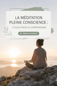 Femme méditant en pleine conscience dans un parc