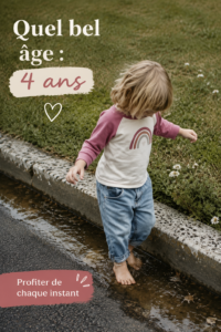 Un enfant de 4 ans jouant avec des cubes éducatifs, renforçant ses compétences motrices.