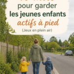 Des enfants jouant ensemble à l'extérieur lors d'une chasse au trésor.