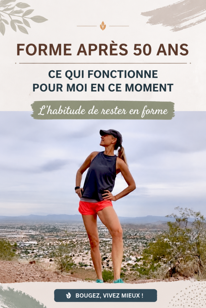 Femme de 50 ans souriante, pratiquant une activité physique en plein air, symbolisant la santé et le bien-être.